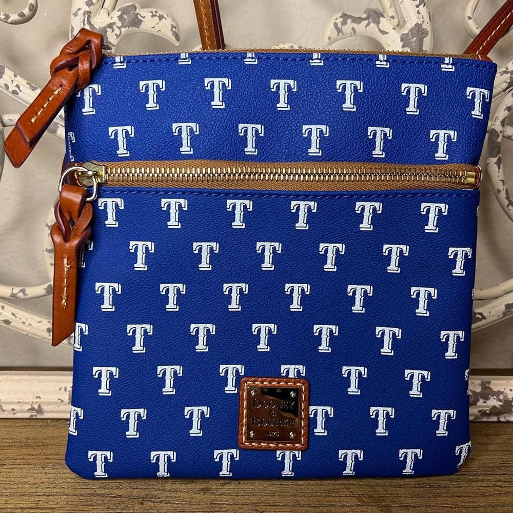 Dooney Bourke MLB Texas Rangers double zip Crossbody purse